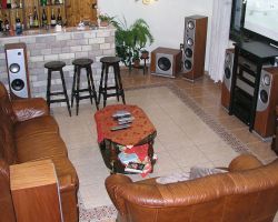 Clarus Titan mozi Clarus Titan mozi